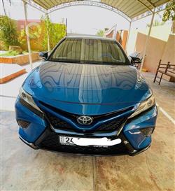 تۆیۆتا کامری